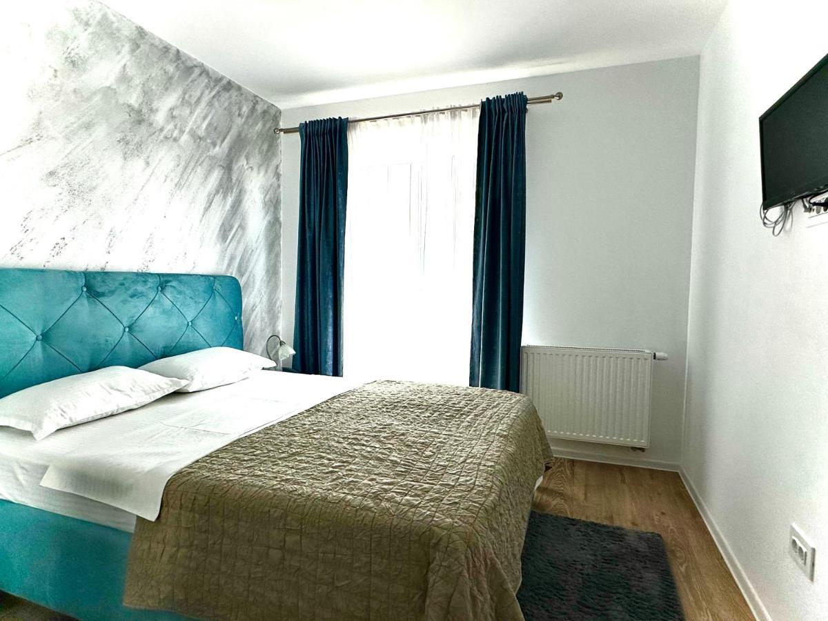4Friendscoresibrasov Blue Екстер'єр фото